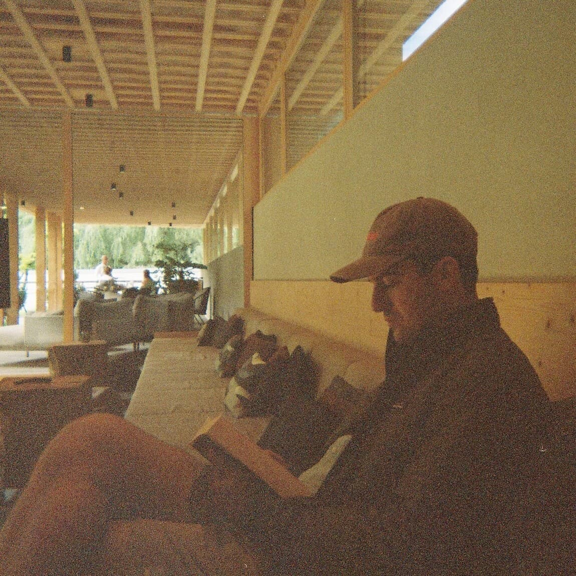 Theunis, photo three